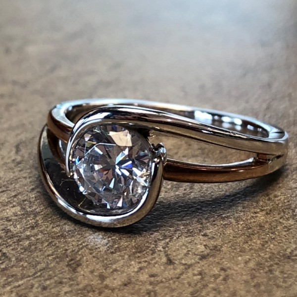 14K Two Tone Round Solitaire Engagement Ring